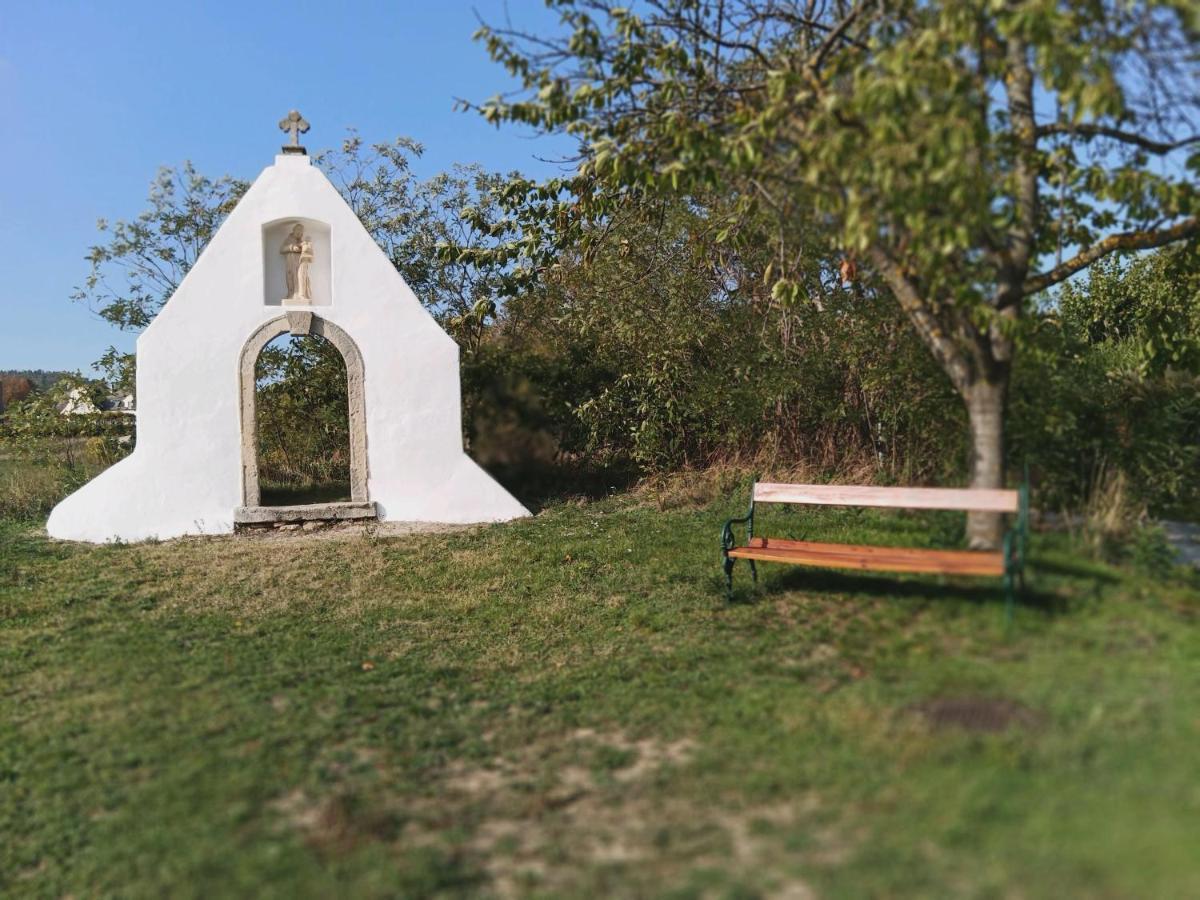 Ferienwohnung Zur Kirschblute Purbach am Neusiedlersee Exterior foto